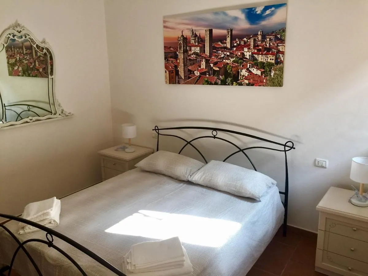 알자노 롬바르도 Came B&B